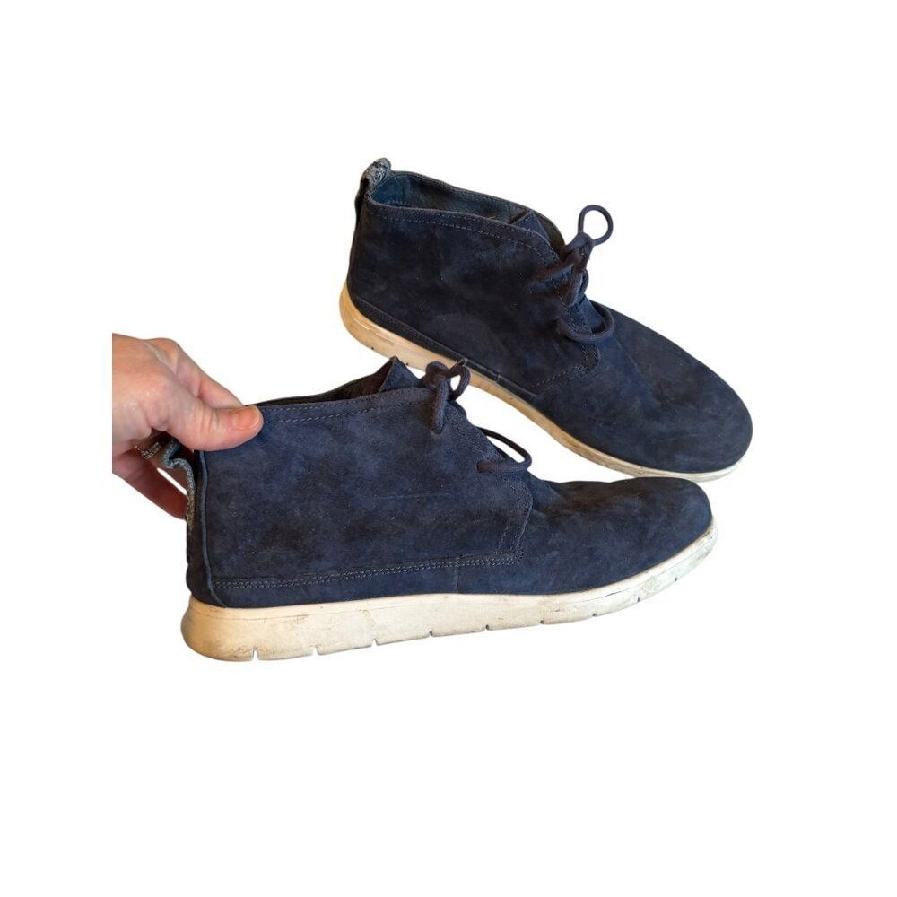 Ugg Mens Size 9 Suede Ankle Chukka Boots Navy Blue Casual Shoes